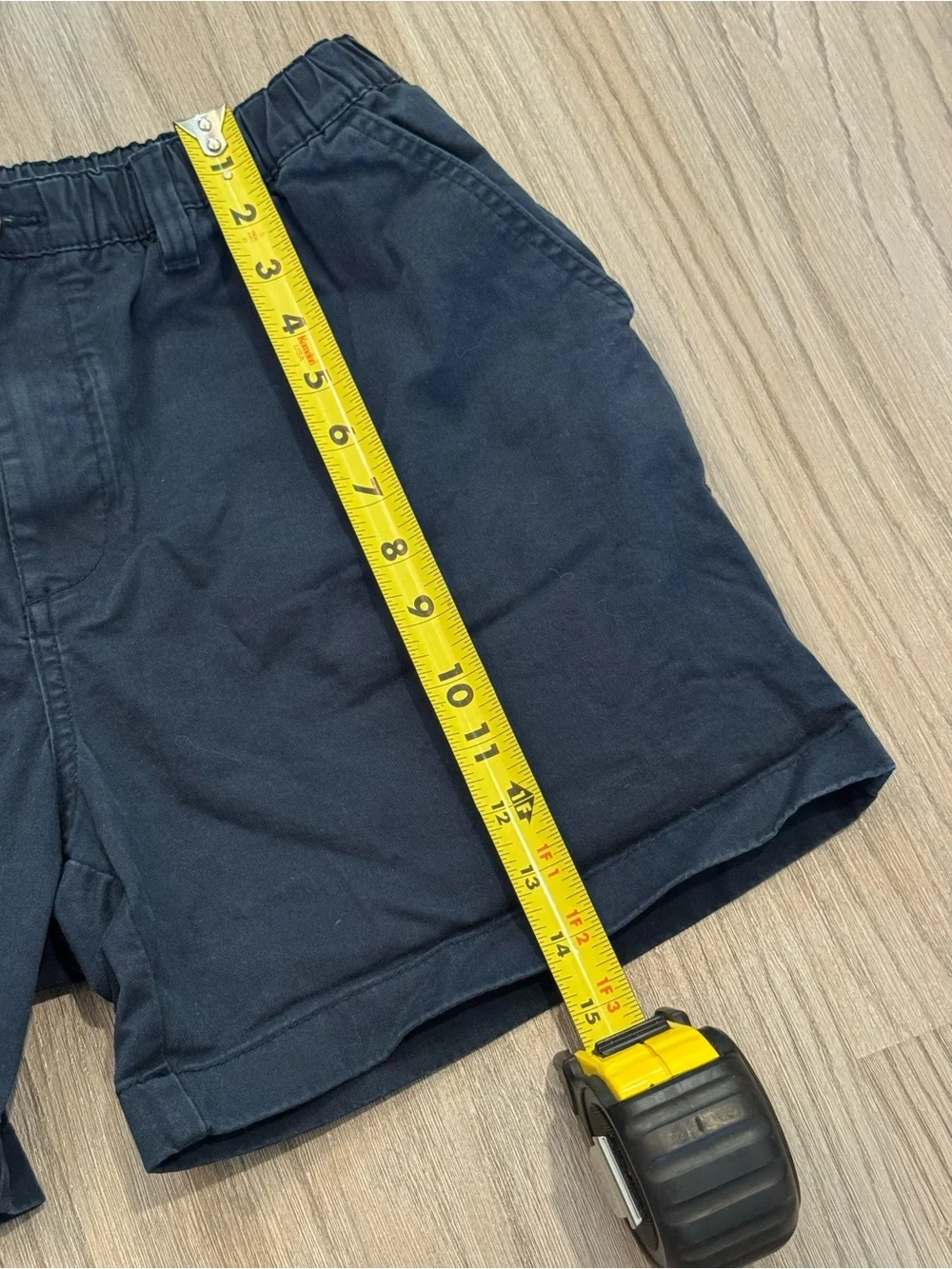 Chubbies Cobblestone 5.5 Inseam Shorts Men’s Large Navy Blue